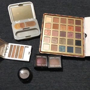 Eyeshadow bundle